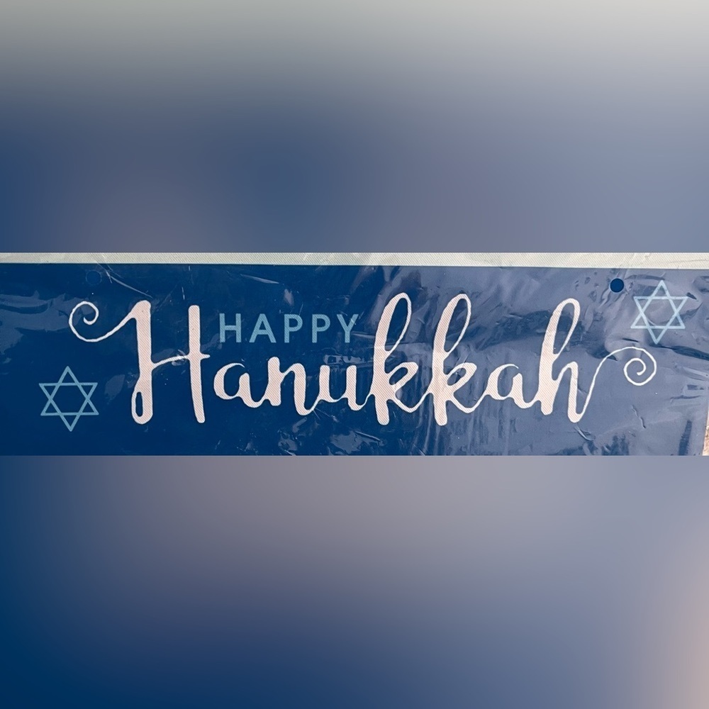 NWT indoor outdoor Hanukkah flag 12”x18” - Picture 4 of 5